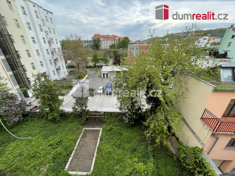 Pronájem bytu 1+kk 35 m2 P5 Smíchov po rekonstrukci loft cih - 7