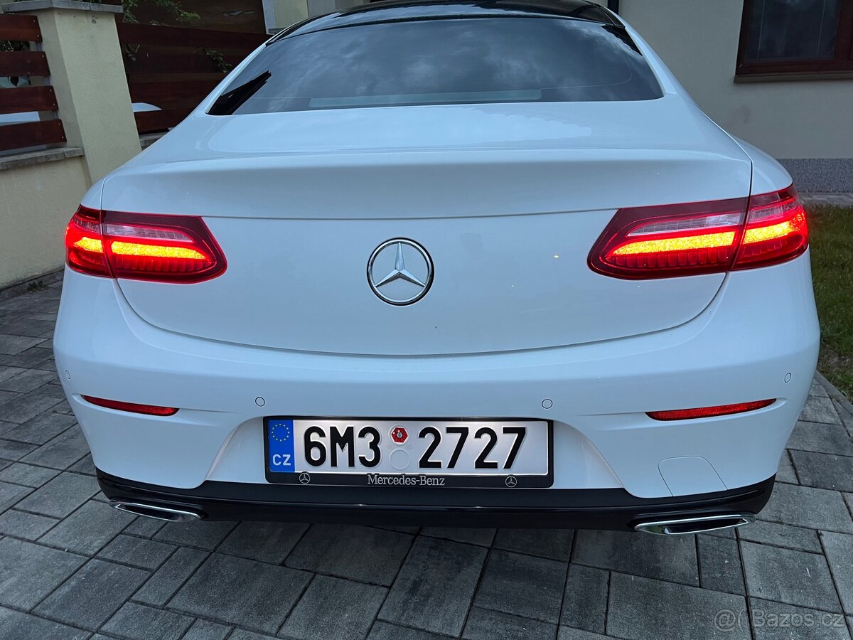 Mercedes Benz E200 Coupe - 7