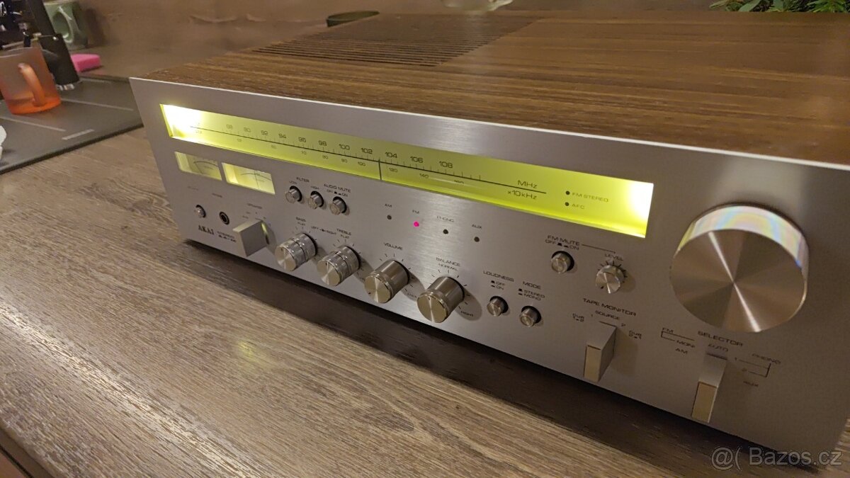 AKAI AA-1050 receiver, TOP model - 7