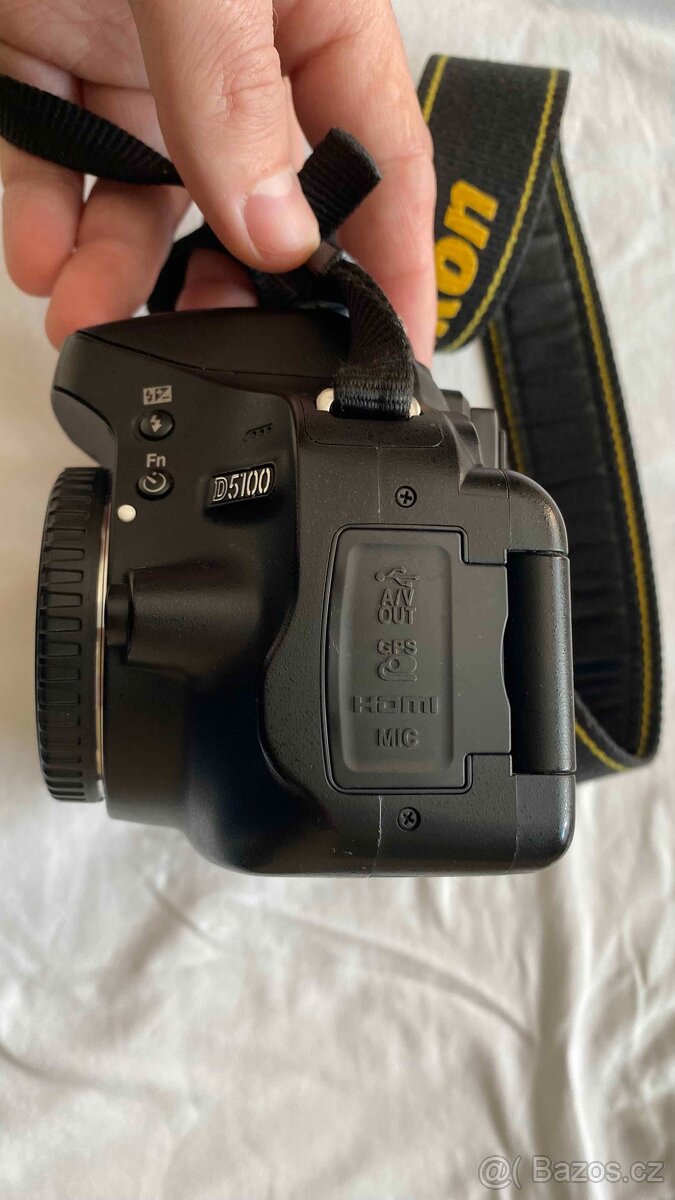 Tělo Nikon D5100 a příslušenství - 7