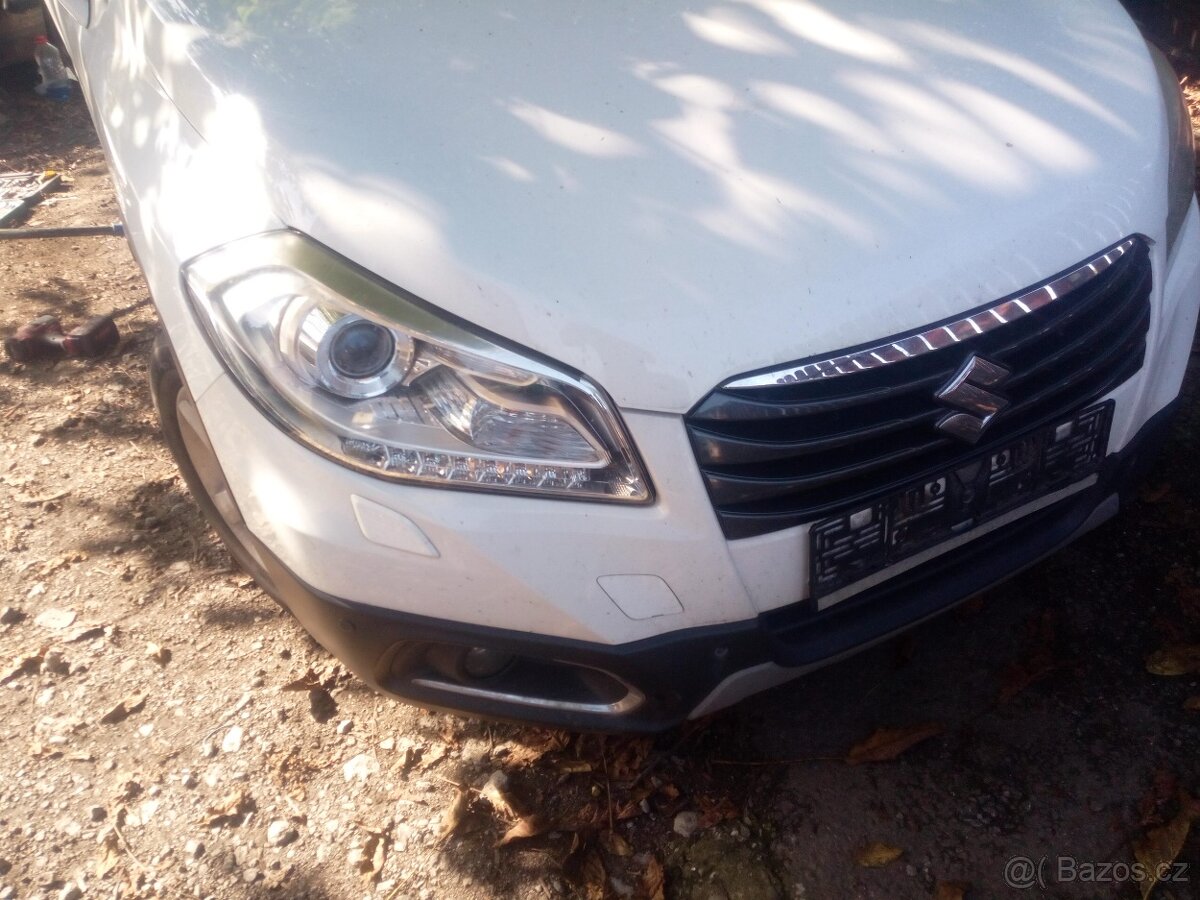 Suzuki S Cross - 7
