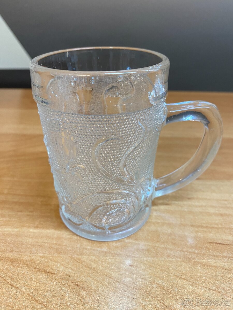 Sběratel nabízí staré skleněné džbány a džbánky - 7