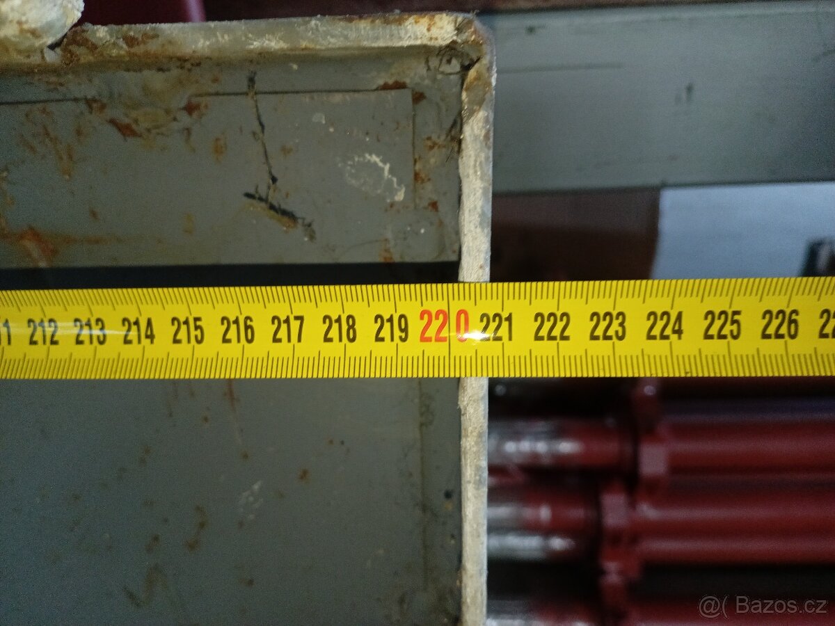 Plechové vrata, brána - 7