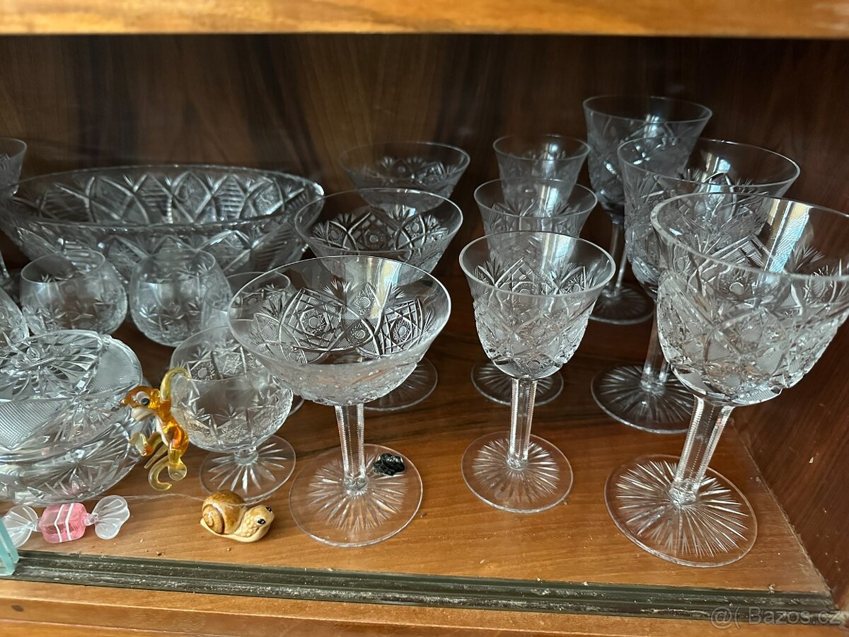 Broušené sklo, celé sady, skleničky, vázy - 7
