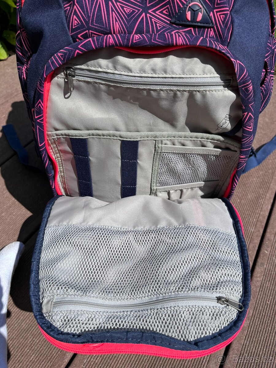 Studentský batoh Satch Pink Supreme - 7