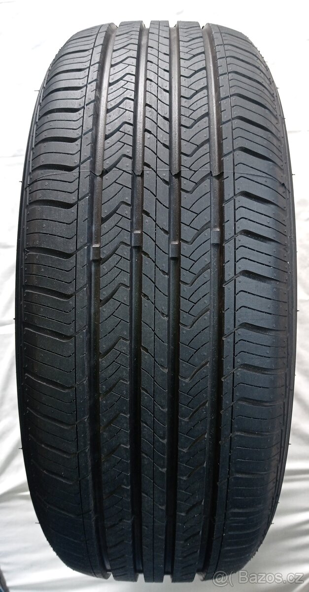 Maxxis Bravo HP-M3 215/55 R17 94V - 7