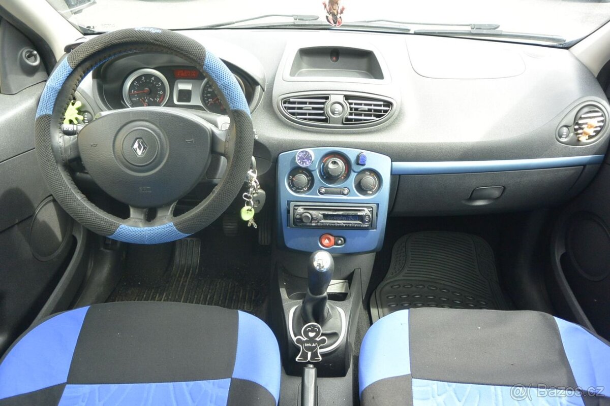 PRODÁM Renault Clio 1.2i - 7