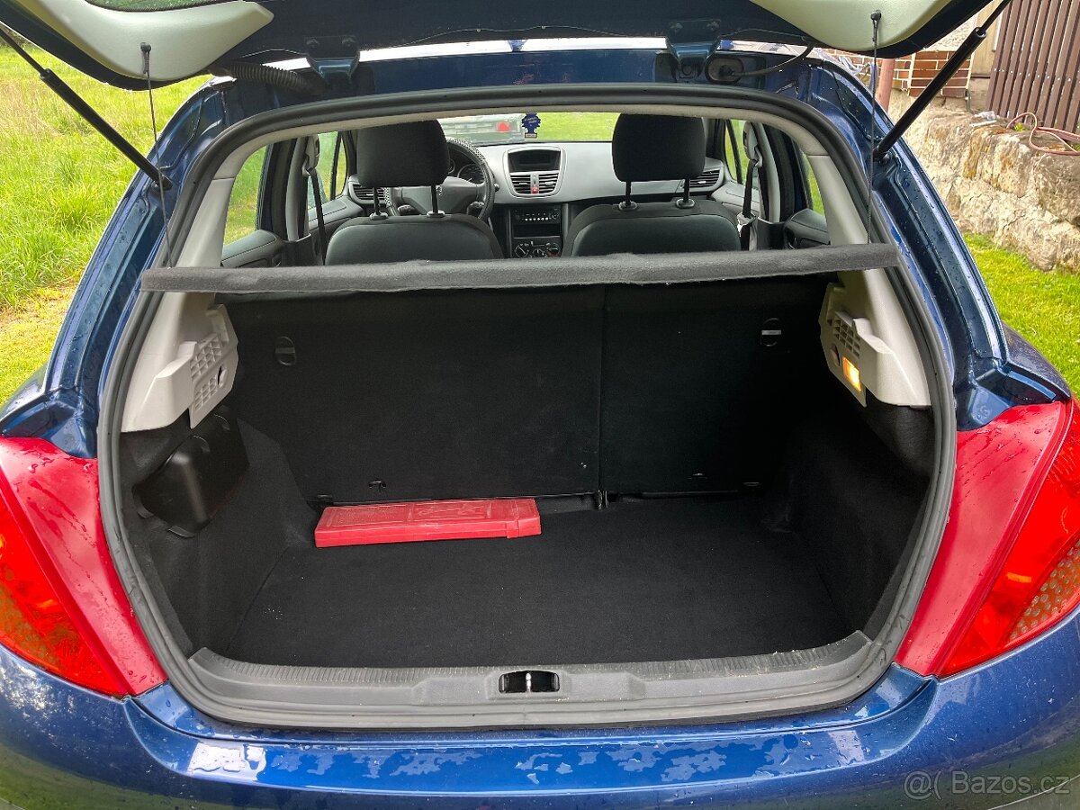 Peugeot 207 - 7