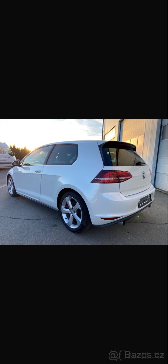 Prodám golfa 7 GTI - 7