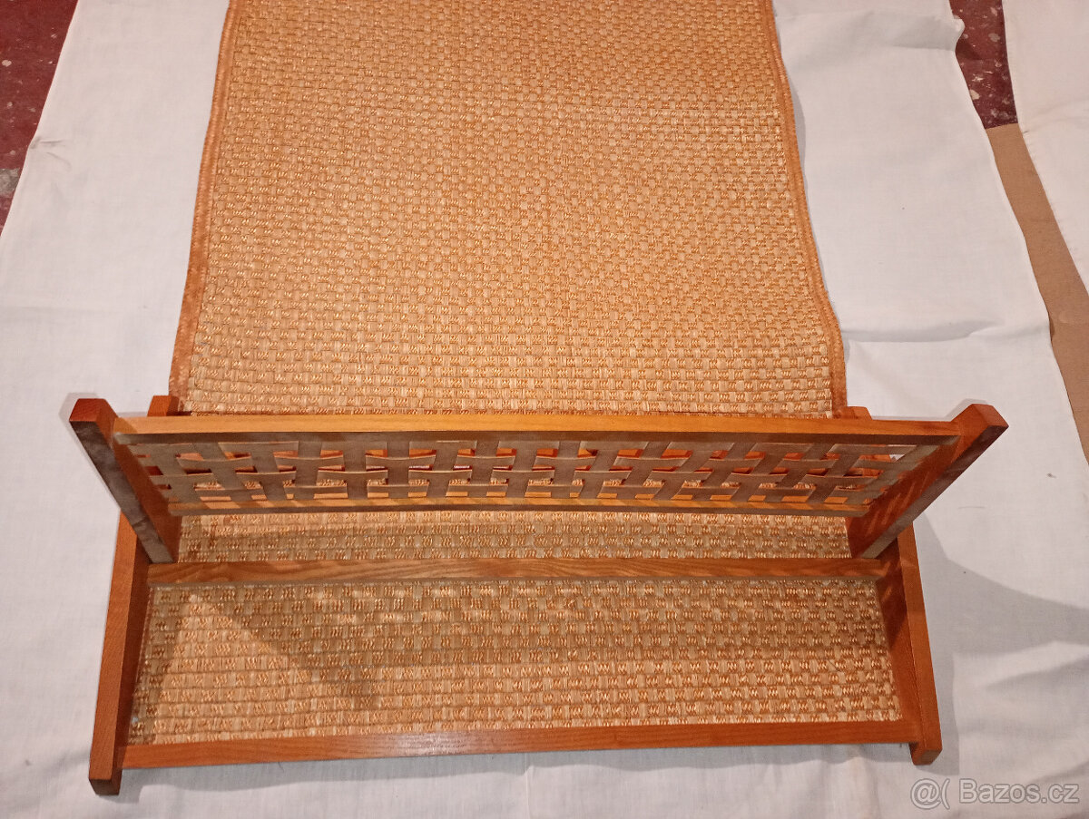 Věšák ,vyrobeno ULUV cca 1965,RETRO - 7