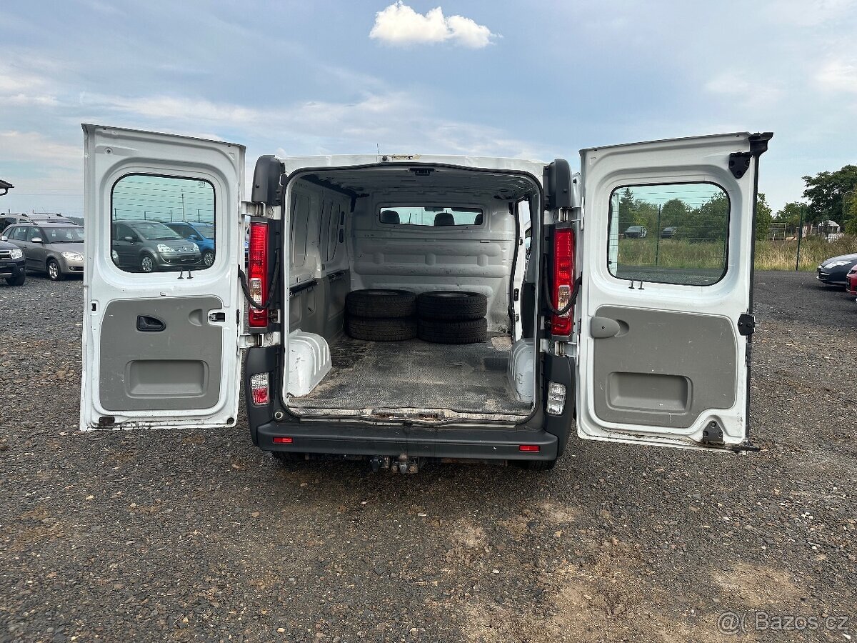 Opel Vivaro 2,0DCi 84KW L2H1 MANUÁLNÍ KLIMATIZACE - 7