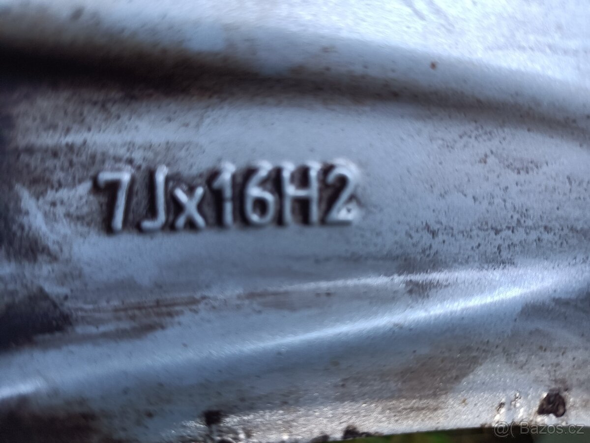 alu disky 16" rozteč 5x114,3 - 7