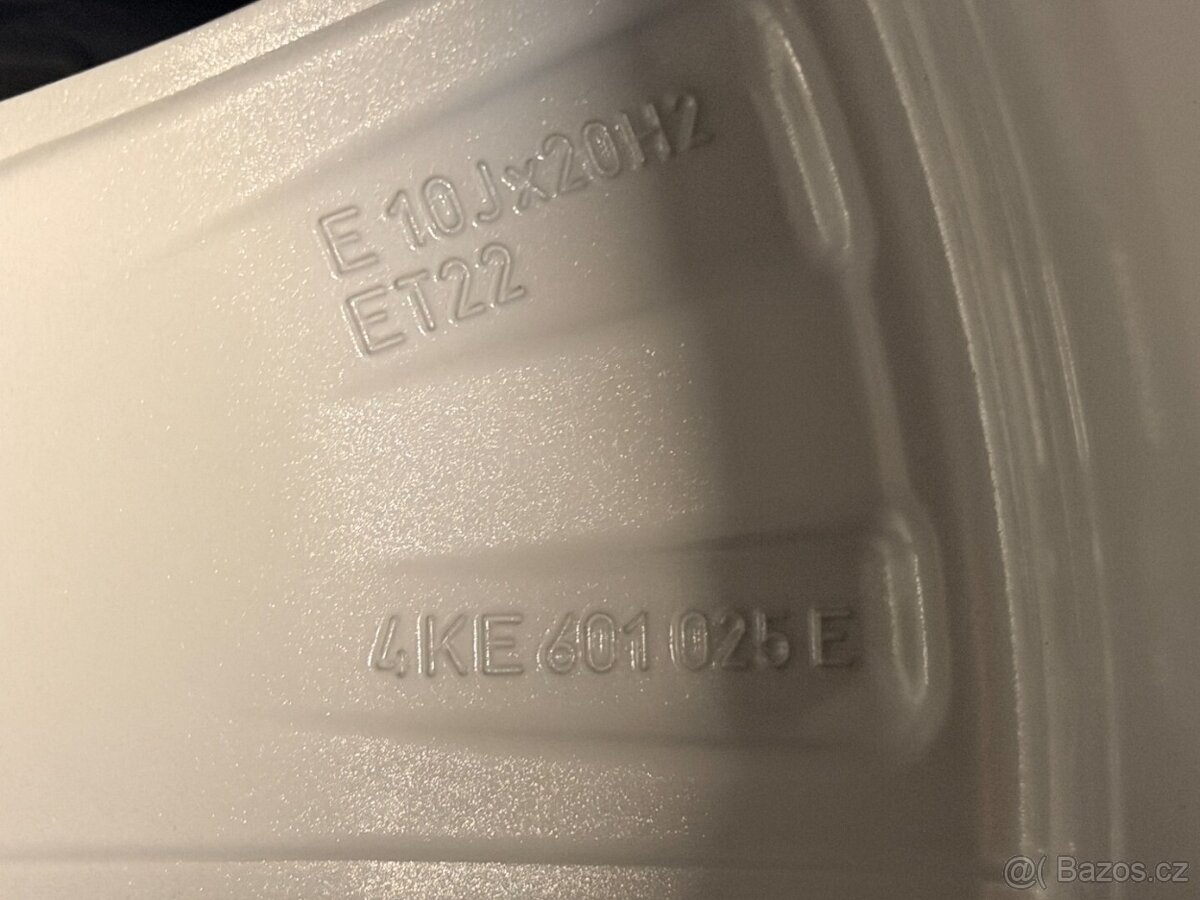 originální KOLESA zímní dot20 audi e tron S r201 - 7