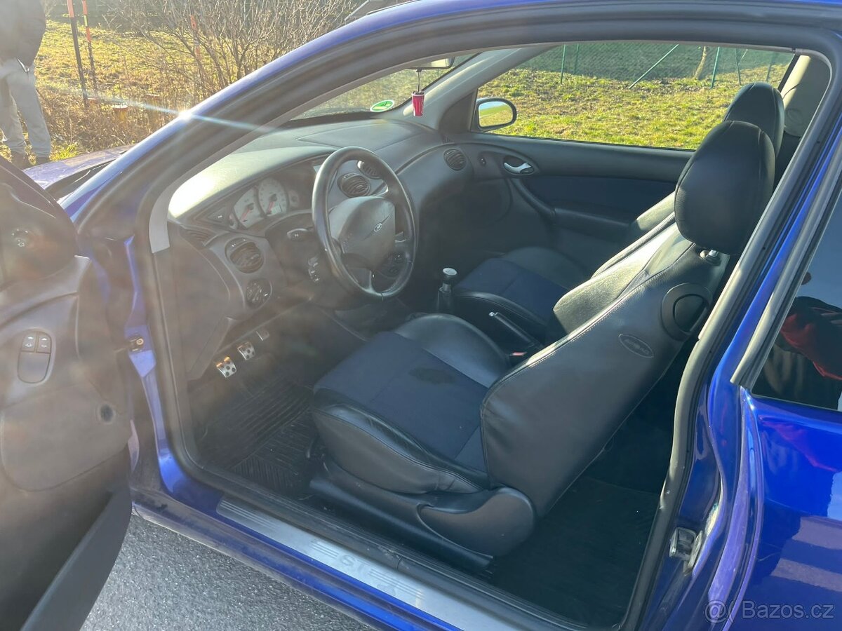 Ford Focus ST 170 - 7