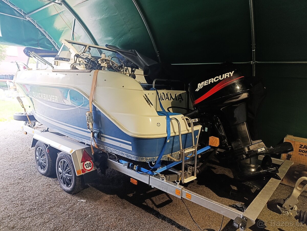 Motorový člun Quicksilver 550 - 7