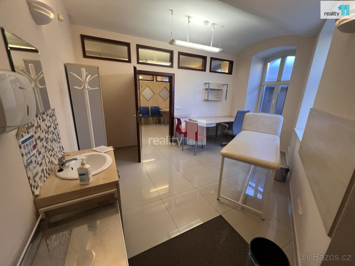 Pronájem obchodního prostoru 147m2 - 7