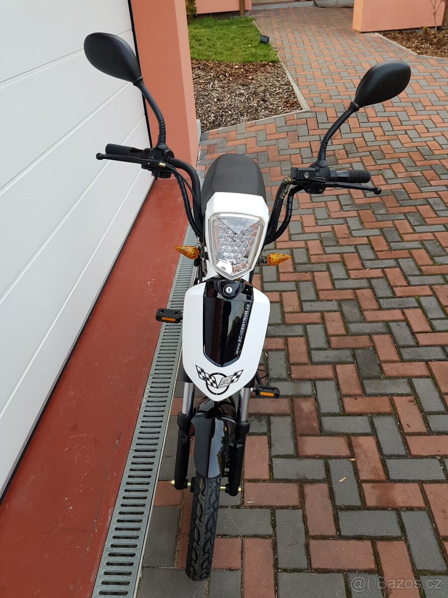 E-Babeta - elektrický moped bez nutnosti mít ŘP - 7