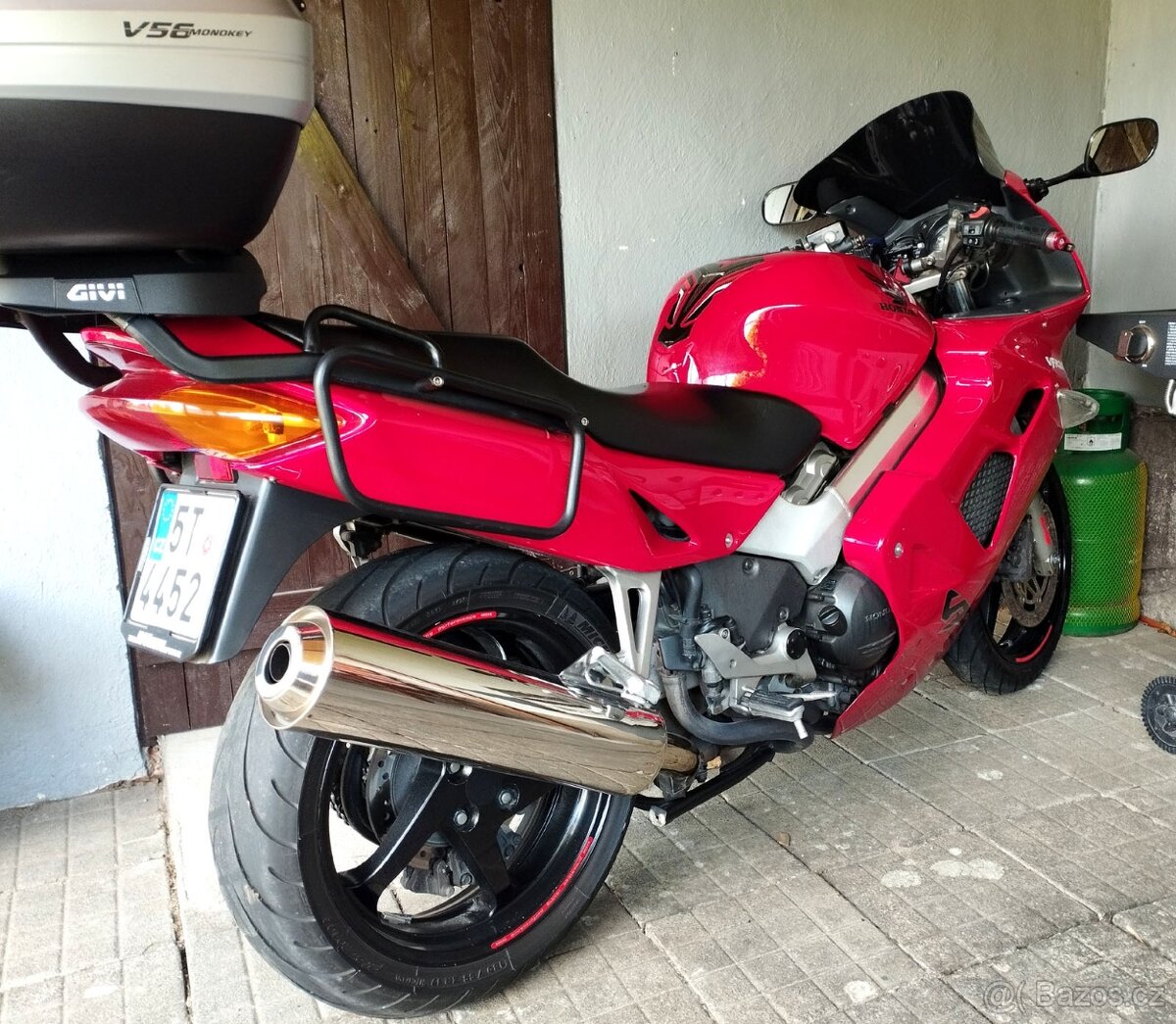 Honda VFR800FI - 7