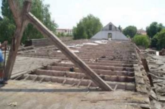 Staré trámy staré krovy ze starých objektů - 7