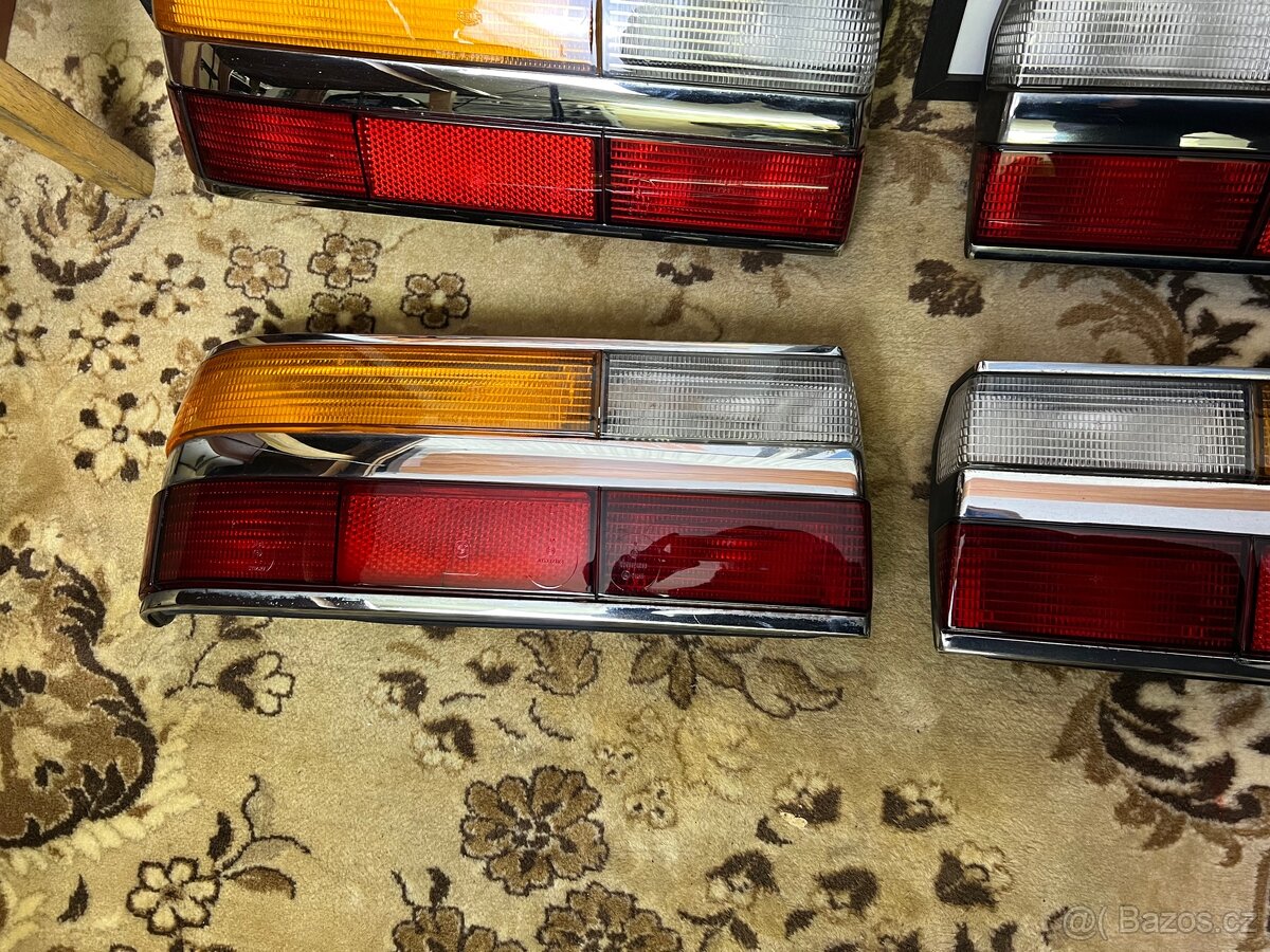 BMW E28 zadní světla sada - 7