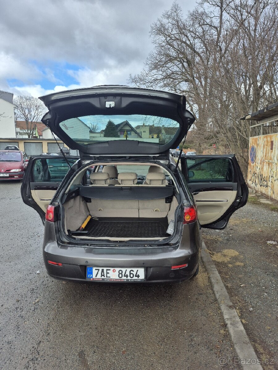 Fiat croma 2.2 benzín - 7