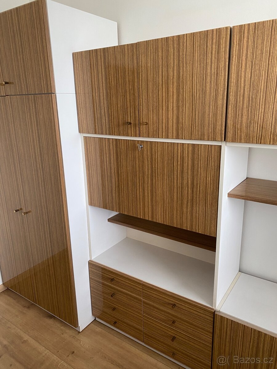 RETRO OBÝVACÍ STĚNA - 7