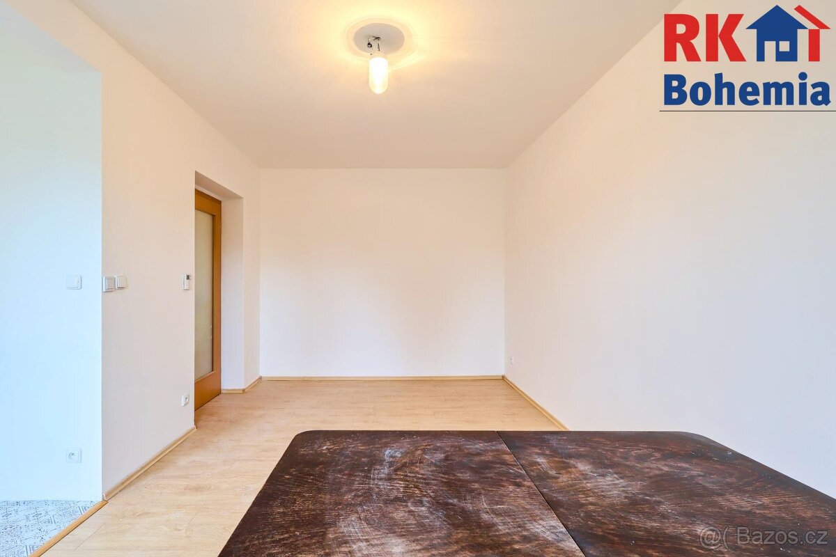 Pronájem bytu 3+1 u centra města Český Brod, v ulici Masaryk - 7