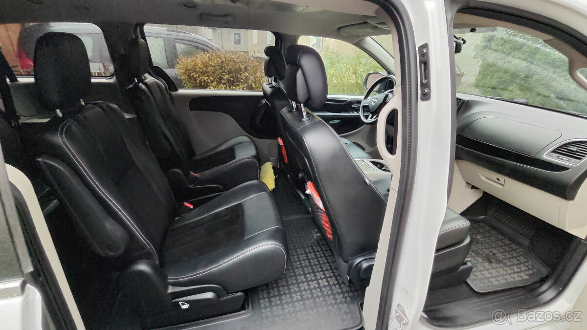 Dodge Grand Caravan 3,6 SXT LPG/benzín 211kW 7 míst - 7