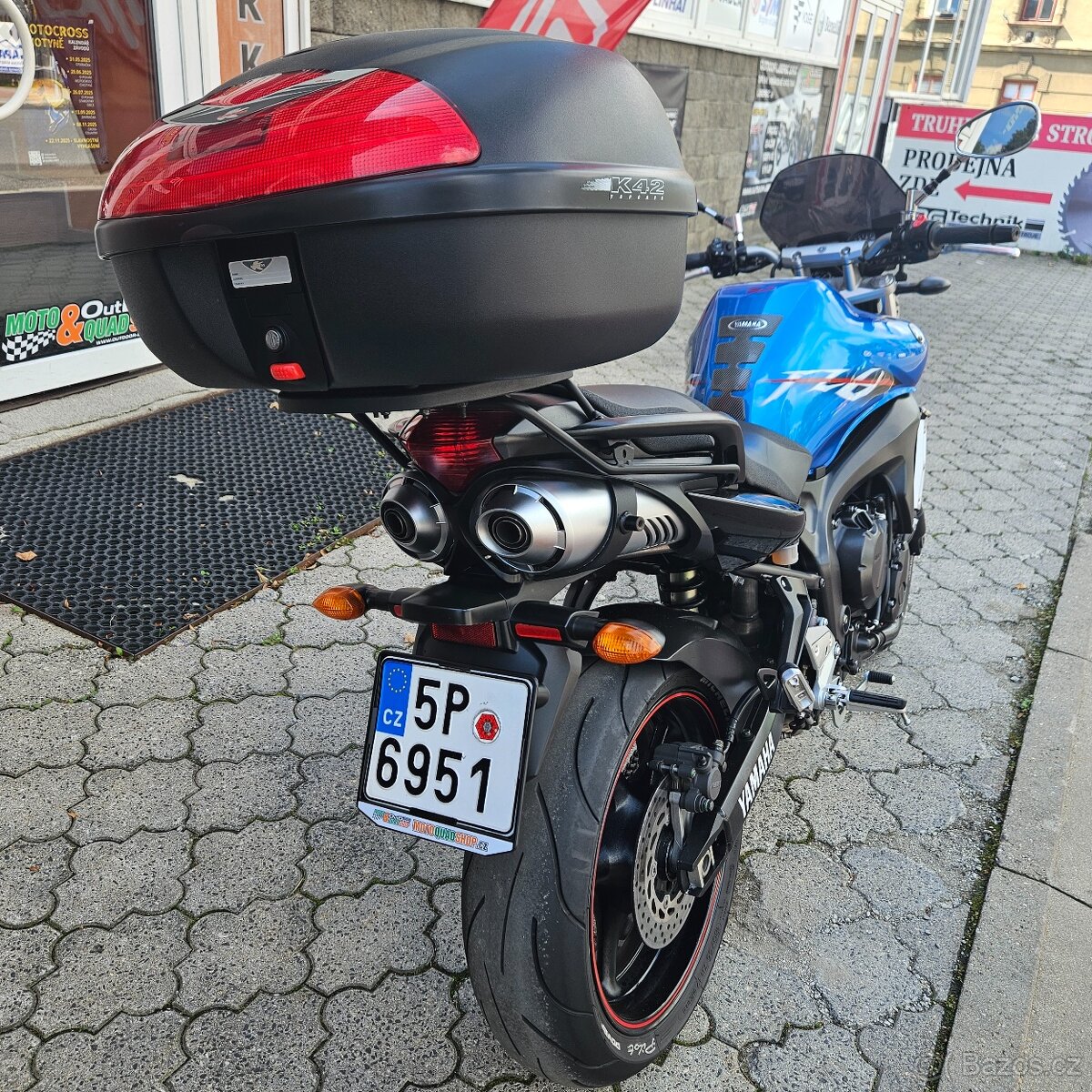Yamaha FZ 6 Fazer, 1x zadní kufr, 2x klíč - 7