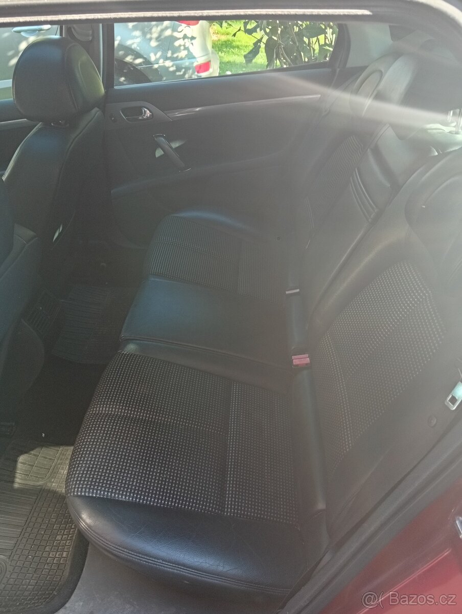 Peugeot 407 - 7