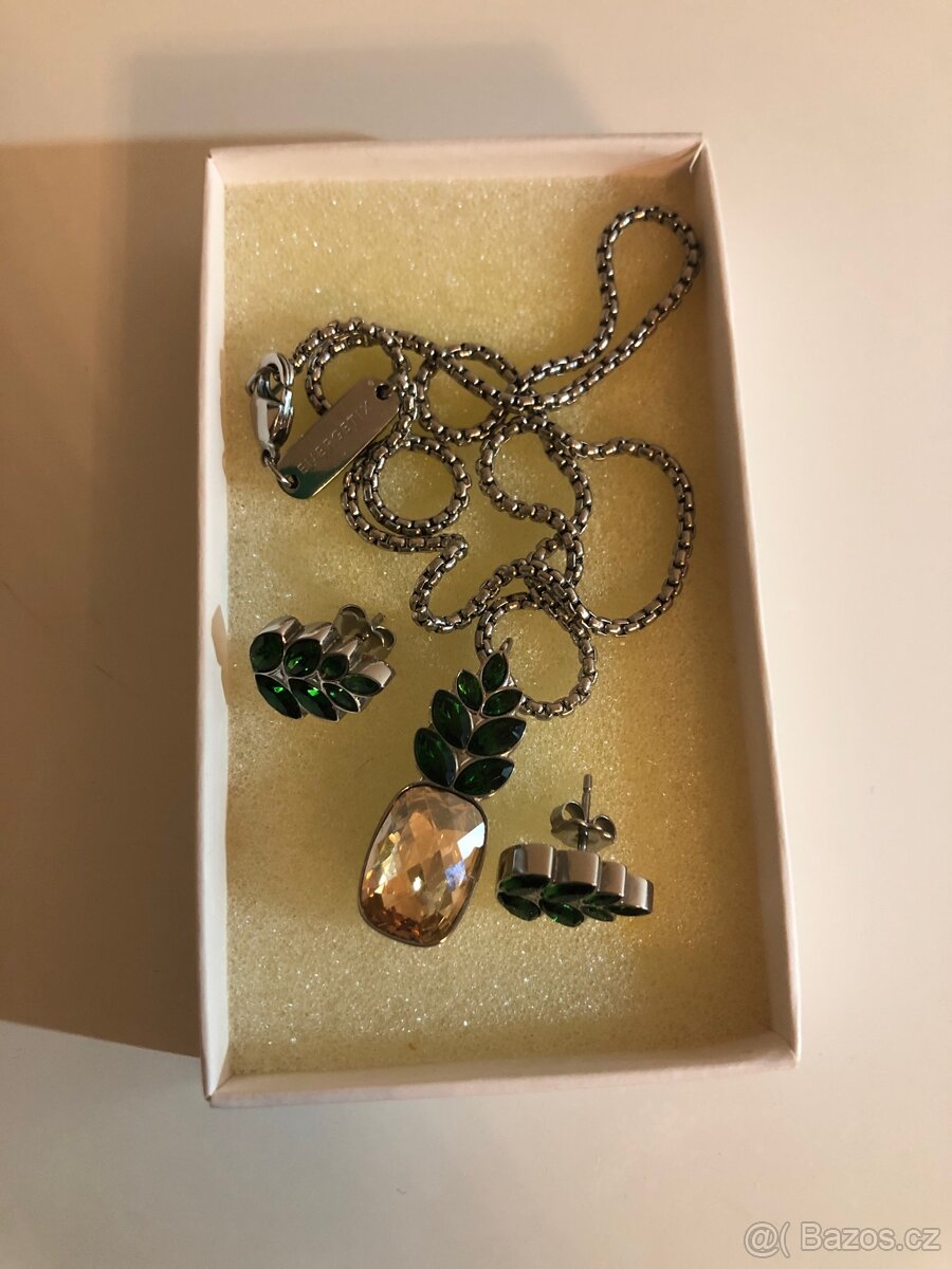 Magnetický set - přívěsek a náušnice - 7