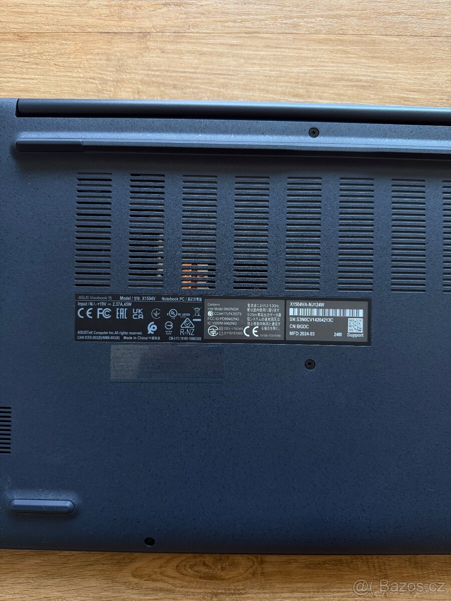 ASUS Vivobook 15 - 7