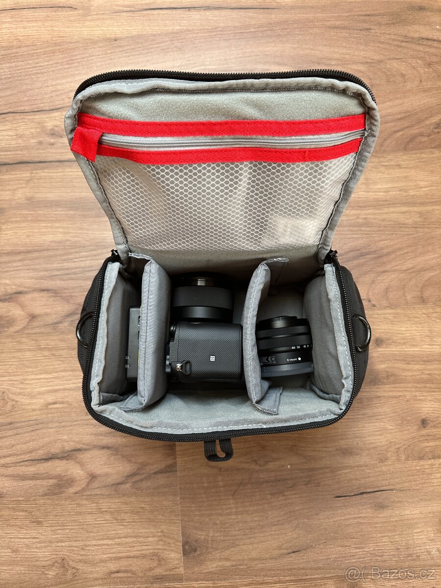 Sony Alpha A7C + 2 objektivy + příslušenství TOP STAV - 7