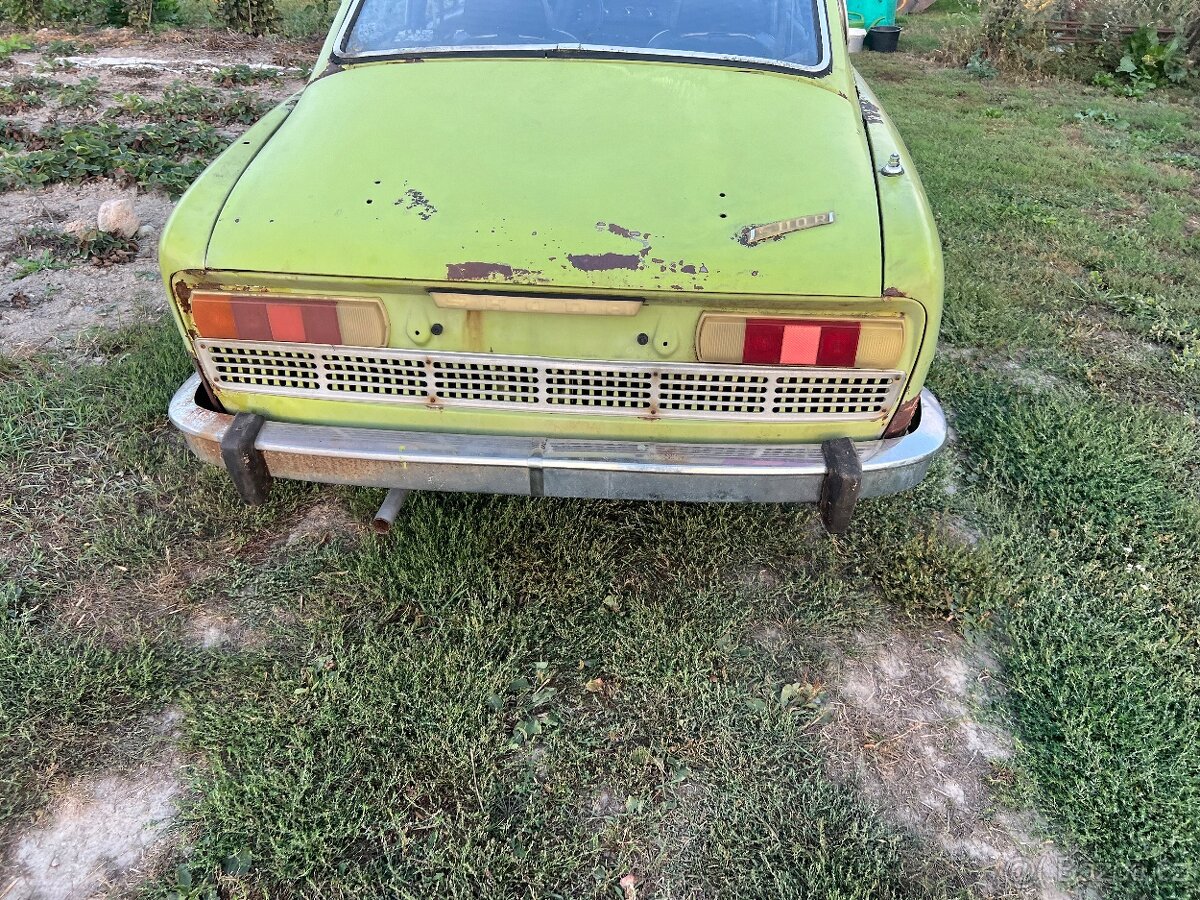 Skoda 110r kompletní auto k renovaci - 7
