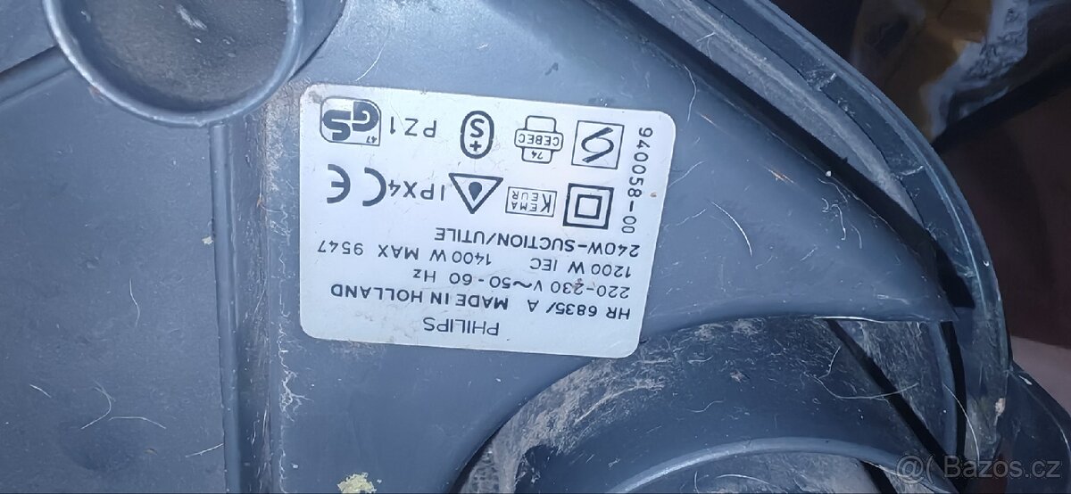 Vysavač Philips Triathlon 1400W - 7