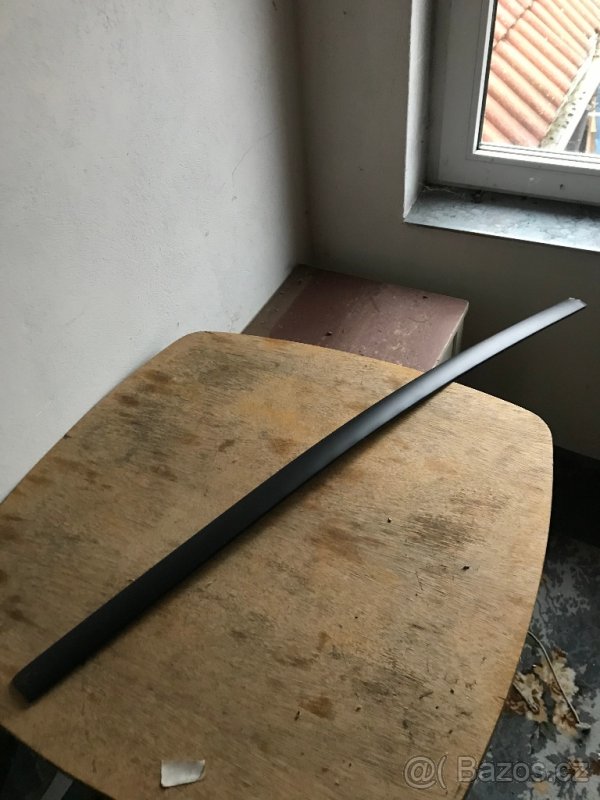 seat lišta mřížka spojler plasty - 7