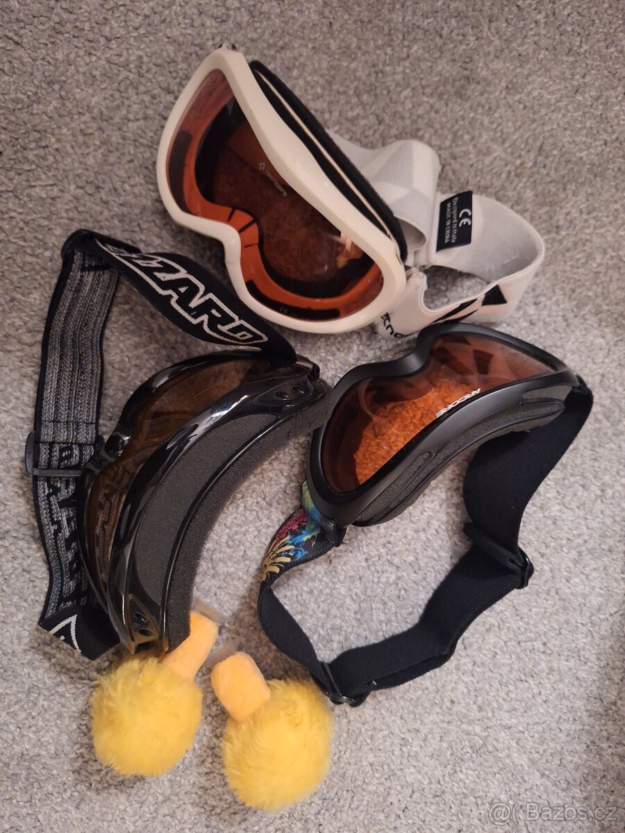 Dětské lyže 90+110, helmy a brýle - 7