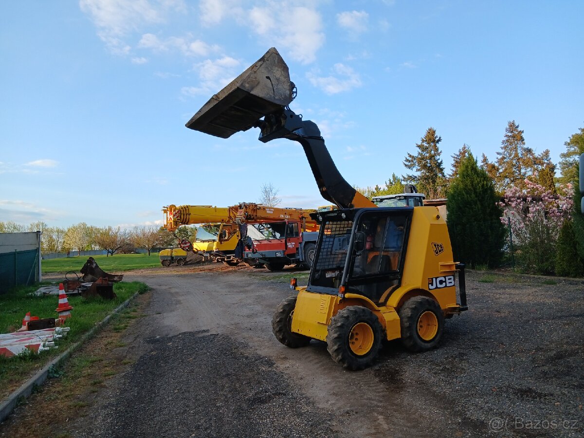 JCB Robot joysticky - 7