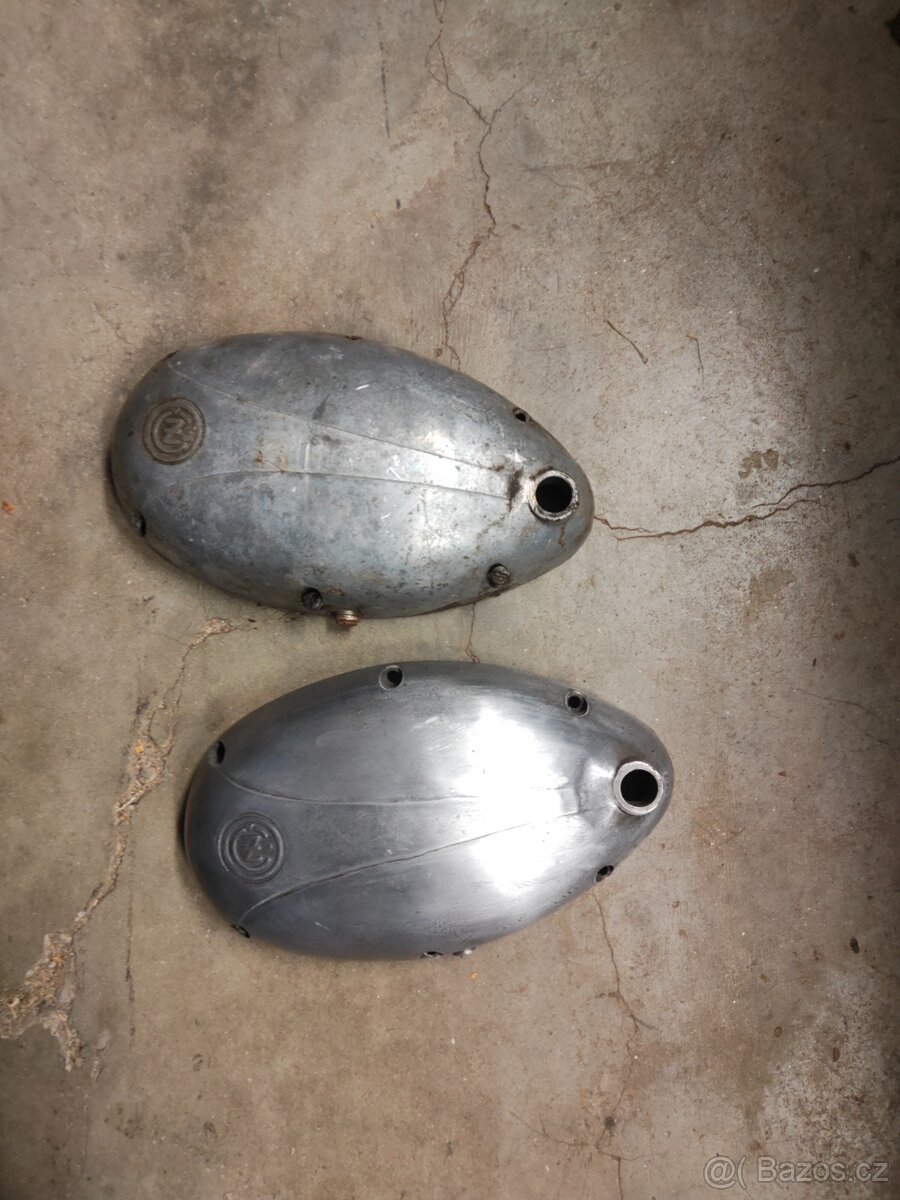 Hlava Jawa a ČZ,víka motoru - 7