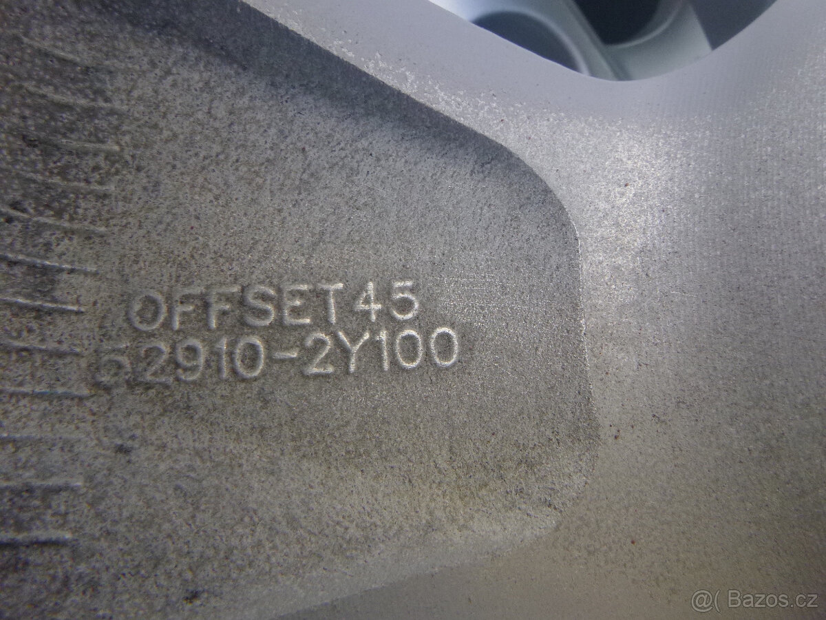 Zimní alu sada - originál Hyundai ix35 5x114,3 6,5Jx16 ET45 - 7