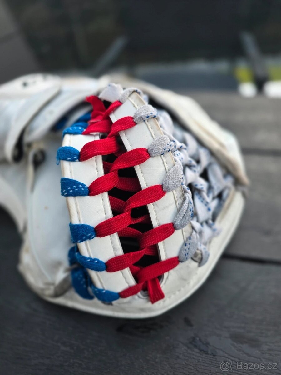 Lapačka CCM + Vyrážečka VAUGHN - 7