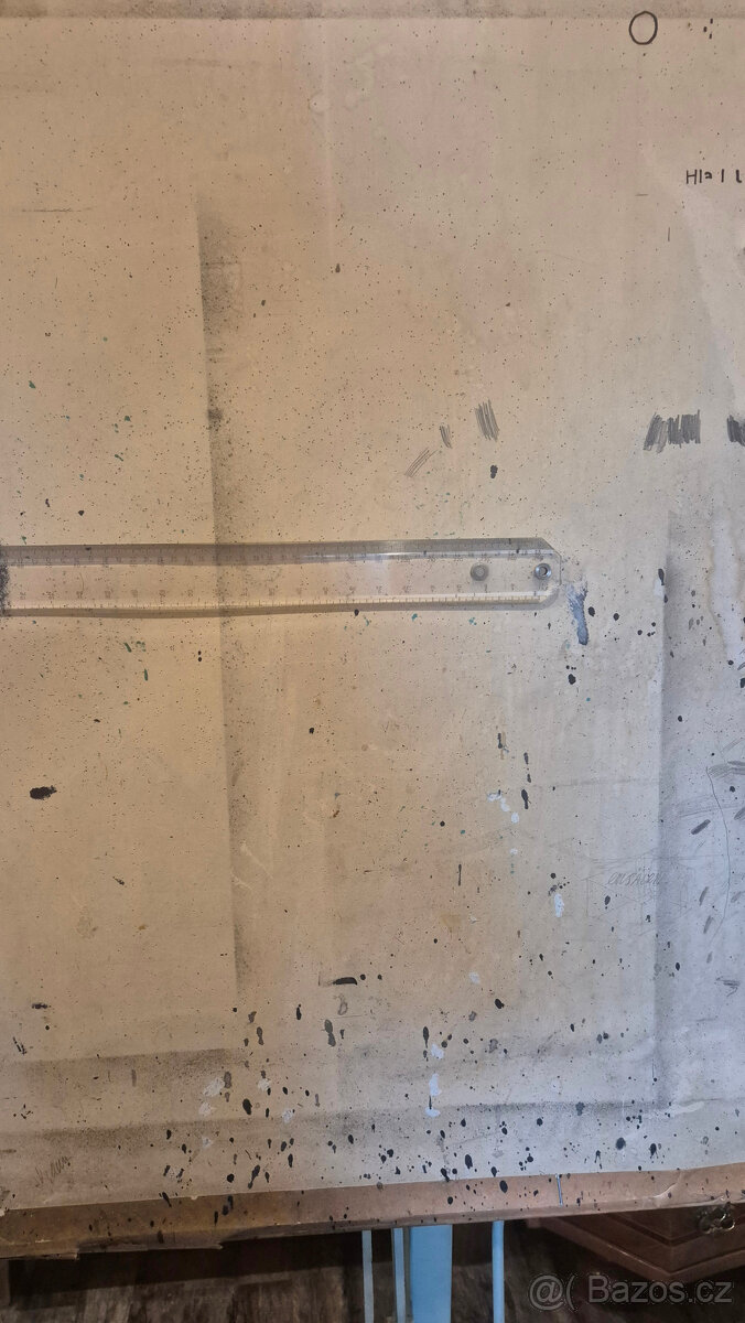 Rýsovací stůl s výklopnou deskou - 7