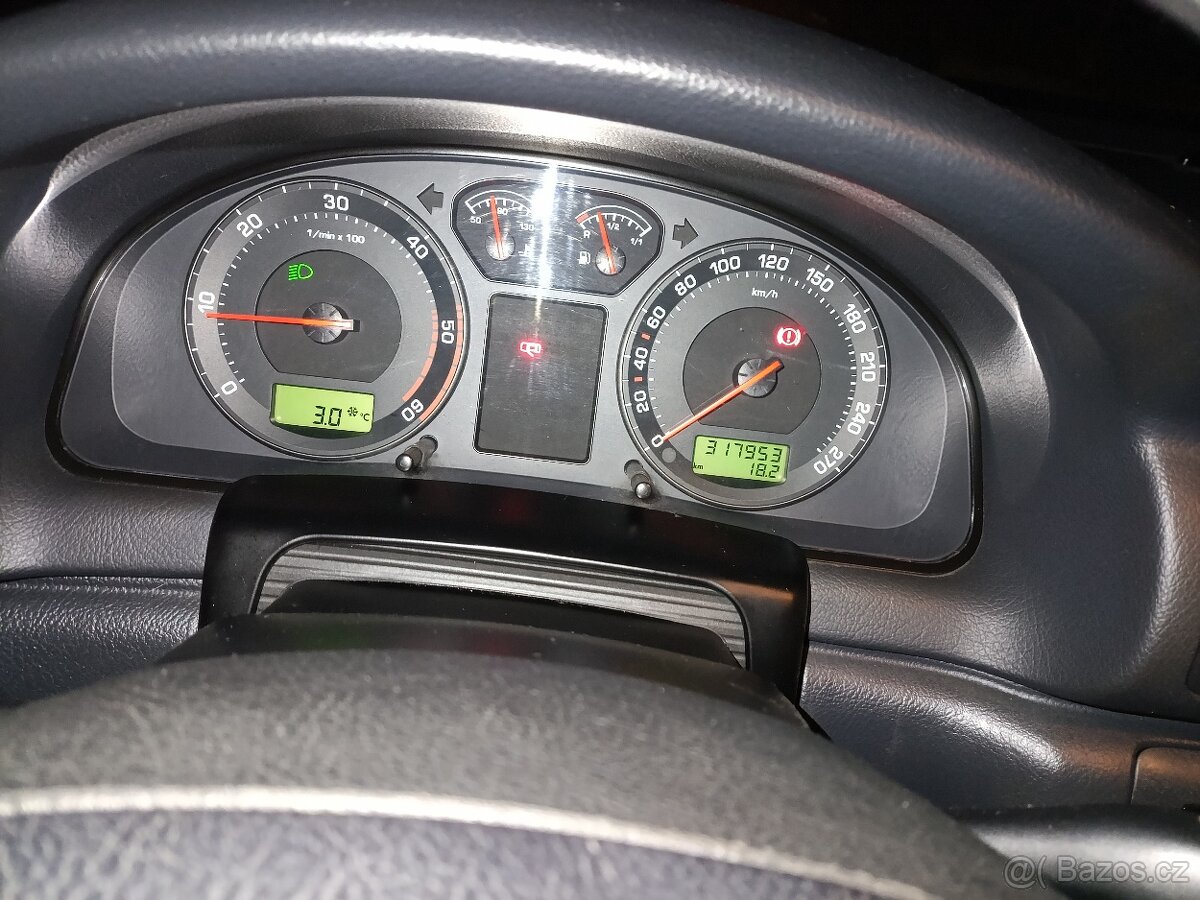 Škoda Superb 1.9 96 kw - 7