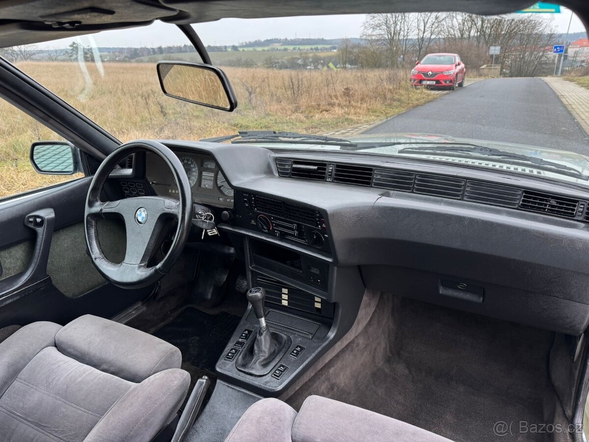 BMW E24 628csi manuál - 7