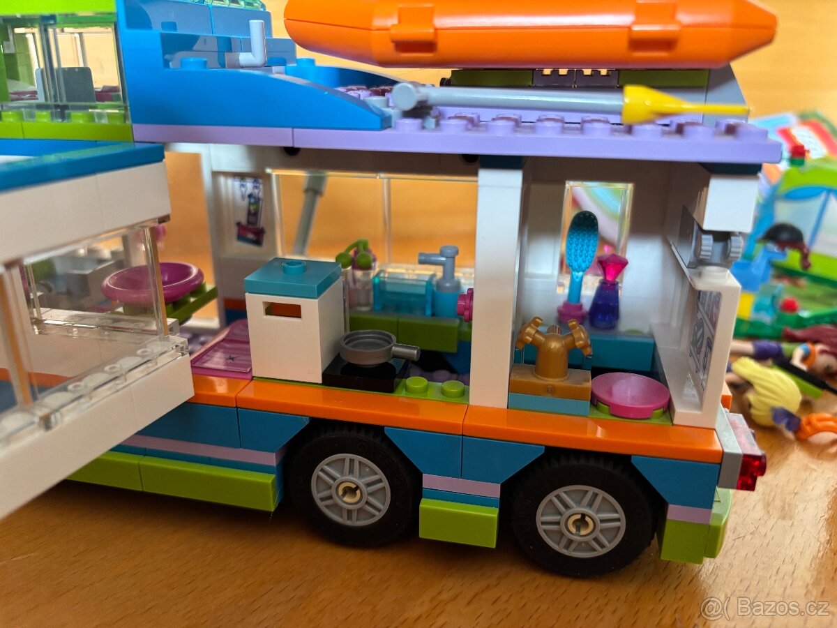 Lego Friends Mia a její karavan 41339 - 7