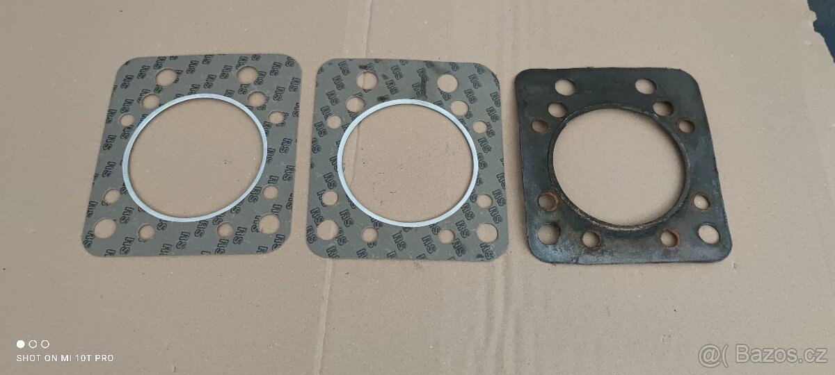 Slavia těsnění pod hlavu - 7