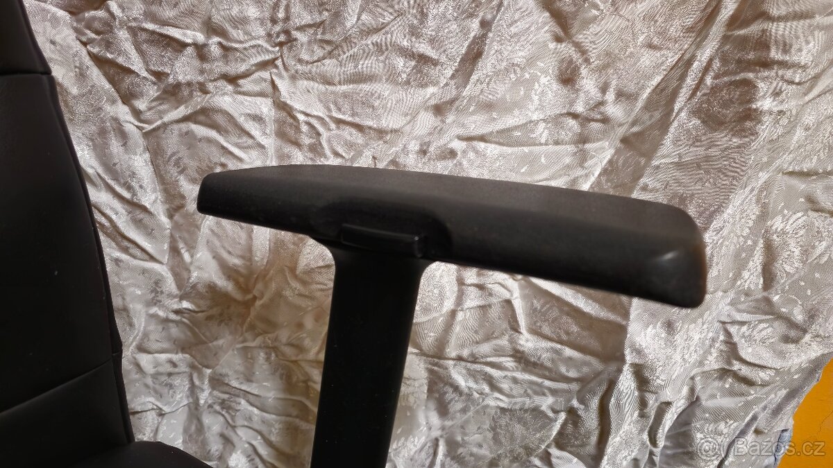 kancelářská židle LD - 7