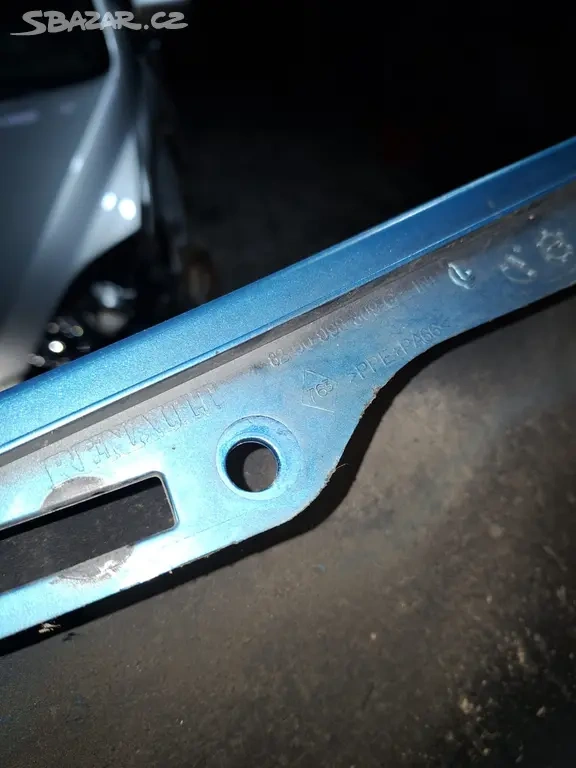 Levý přední blatník Renault Modus (2004) J42 - 7