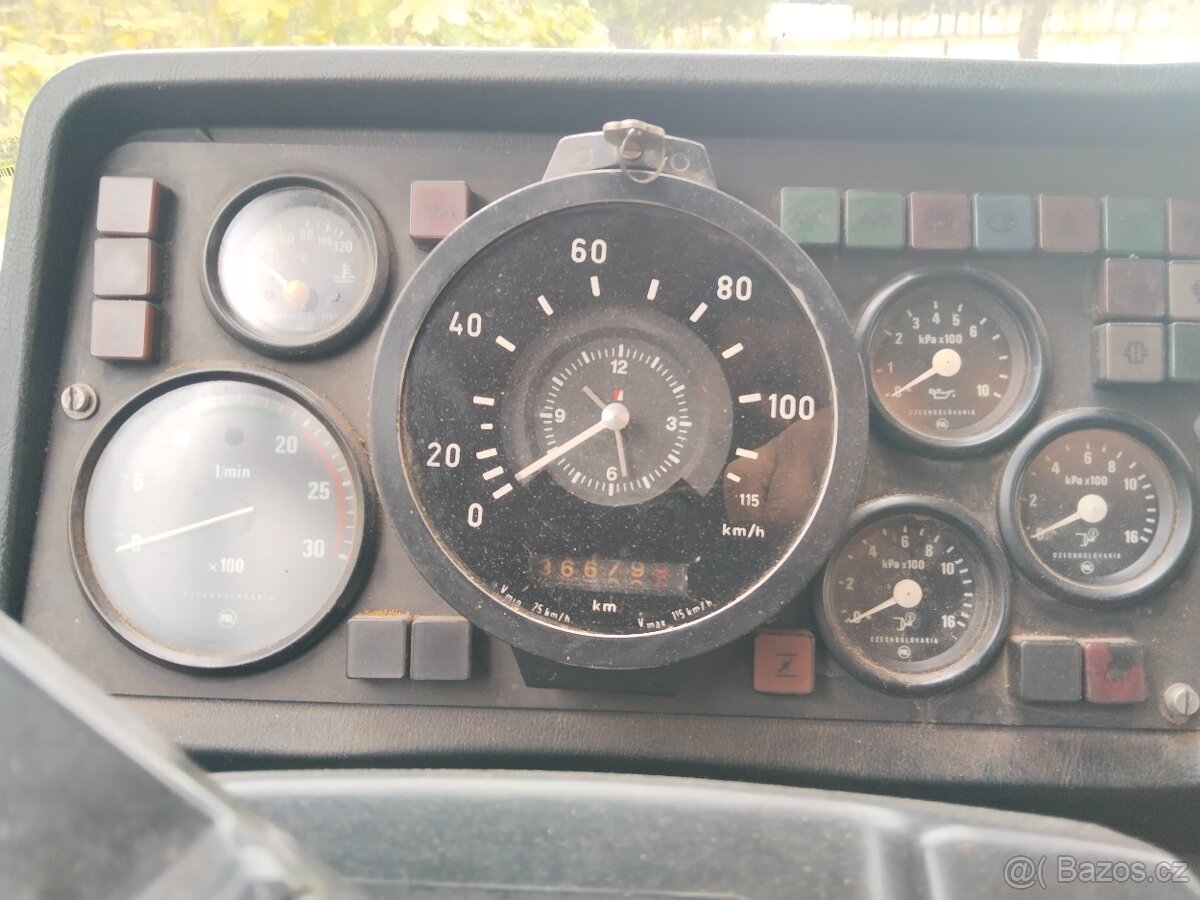 LIAZ 110 mp 22 plošina samojízdný stroj - 7