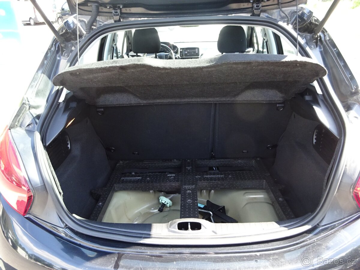 Peugeot 208 1,6 HDI - 7
